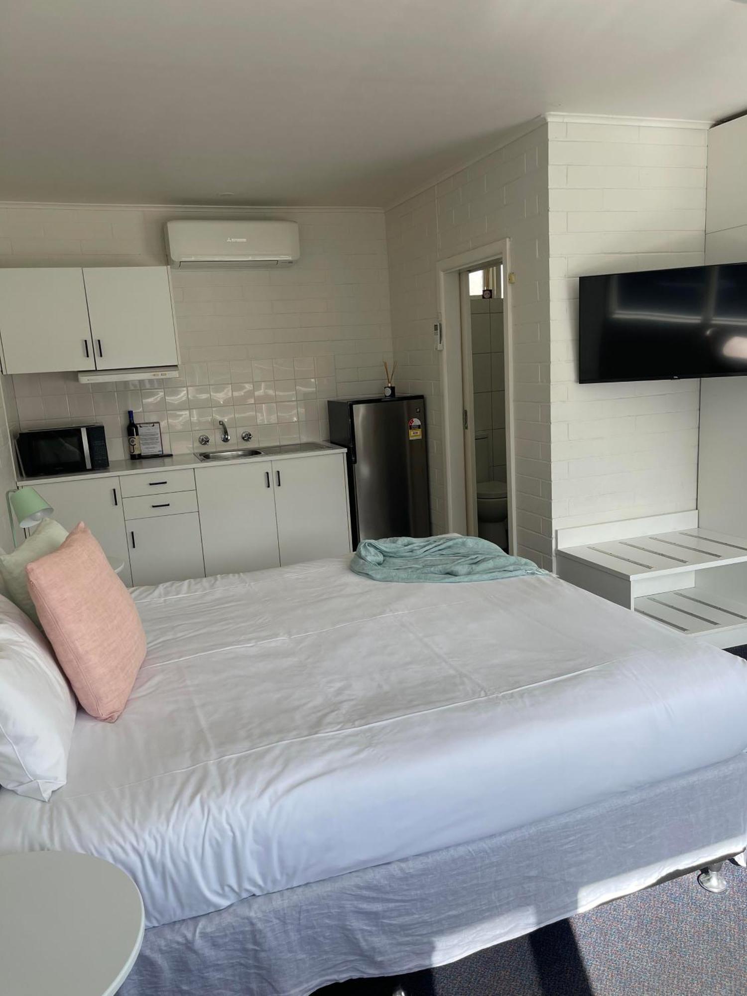 Harbour View Motel Robe Bagian luar foto