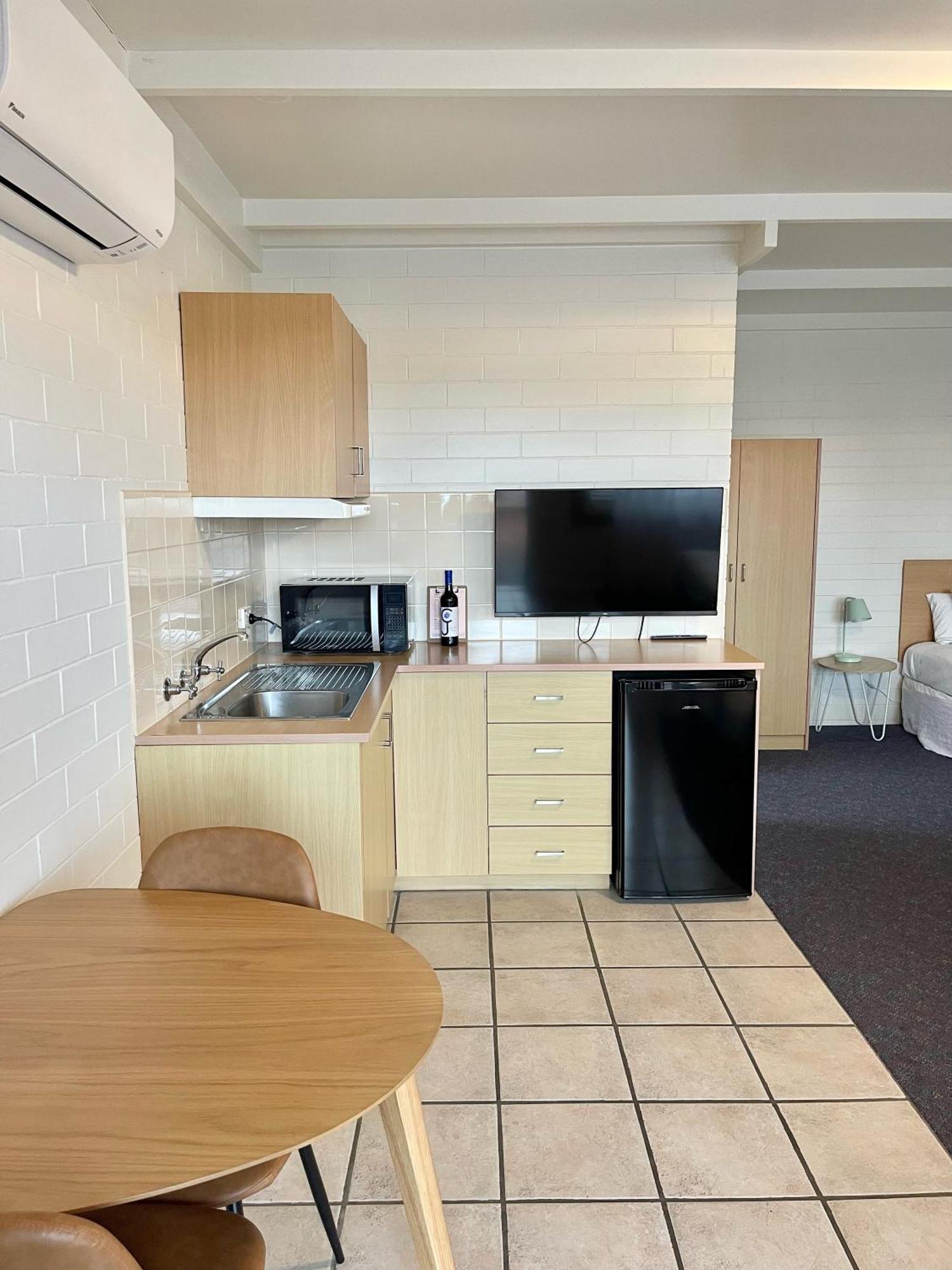 Harbour View Motel Robe Bagian luar foto