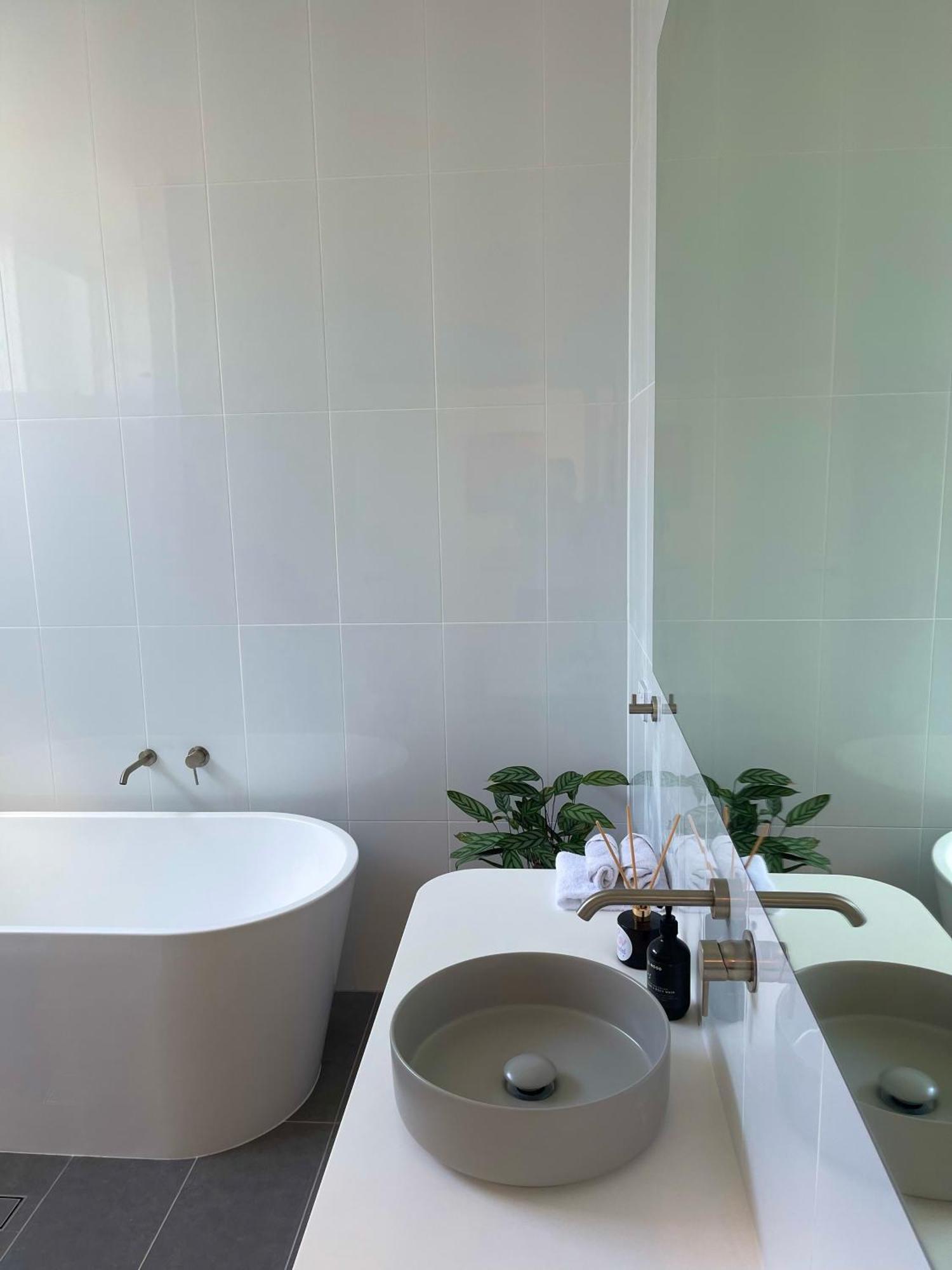 Harbour View Motel Robe Bagian luar foto