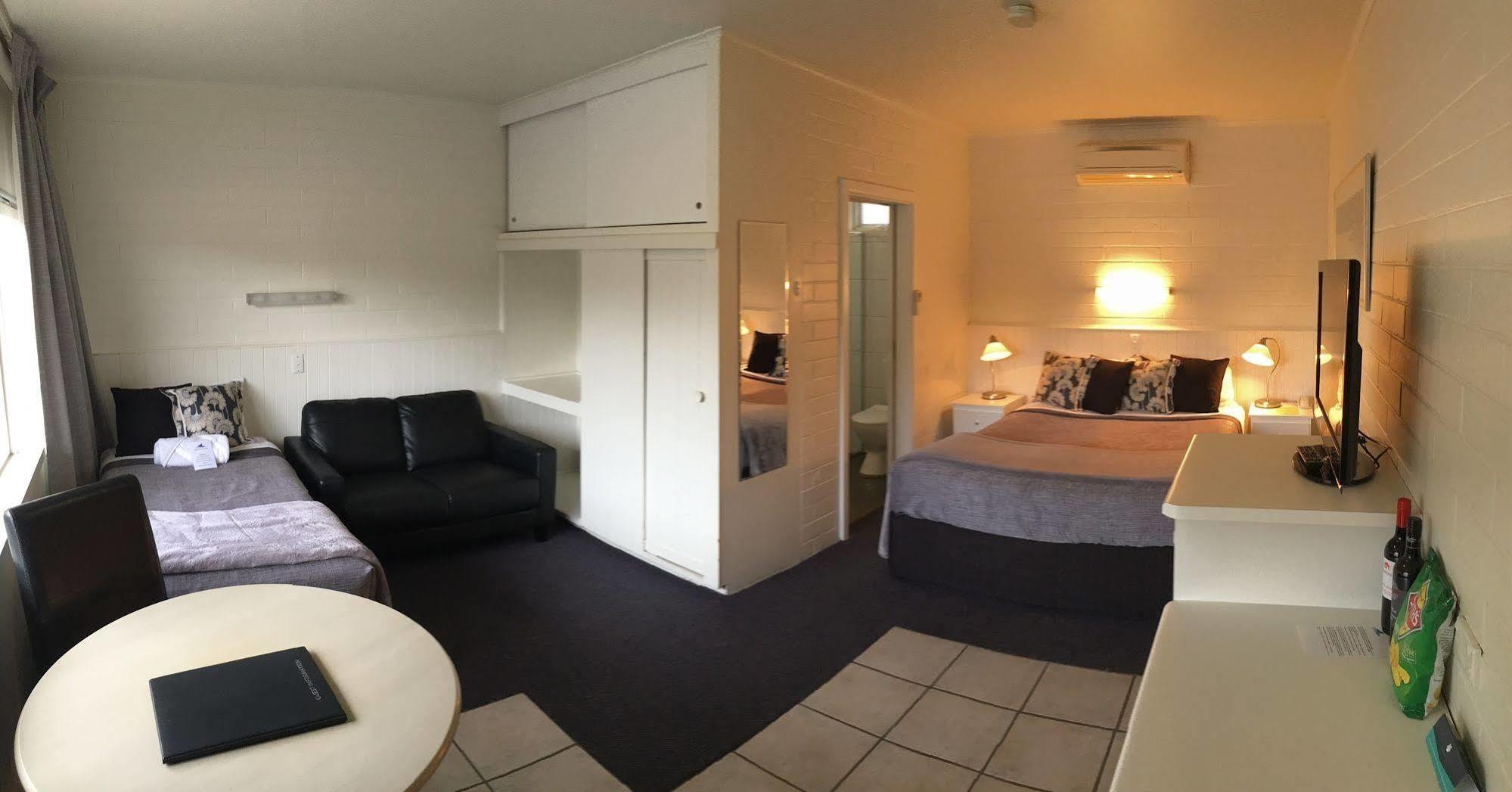 Harbour View Motel Robe Bagian luar foto